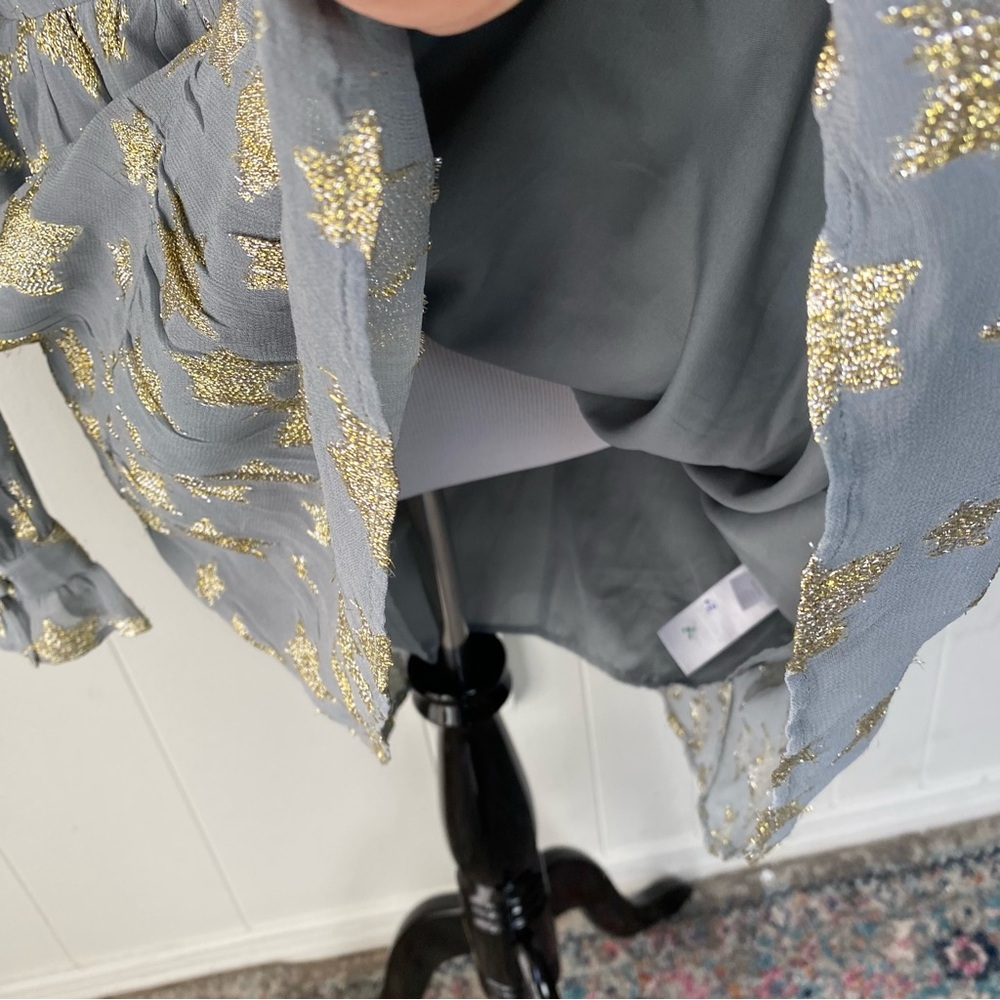 LOFT Dress Womens Medium Gray Gold Star Print Metallic Tiered Long Sleeve Lined - Picture 7 of 11